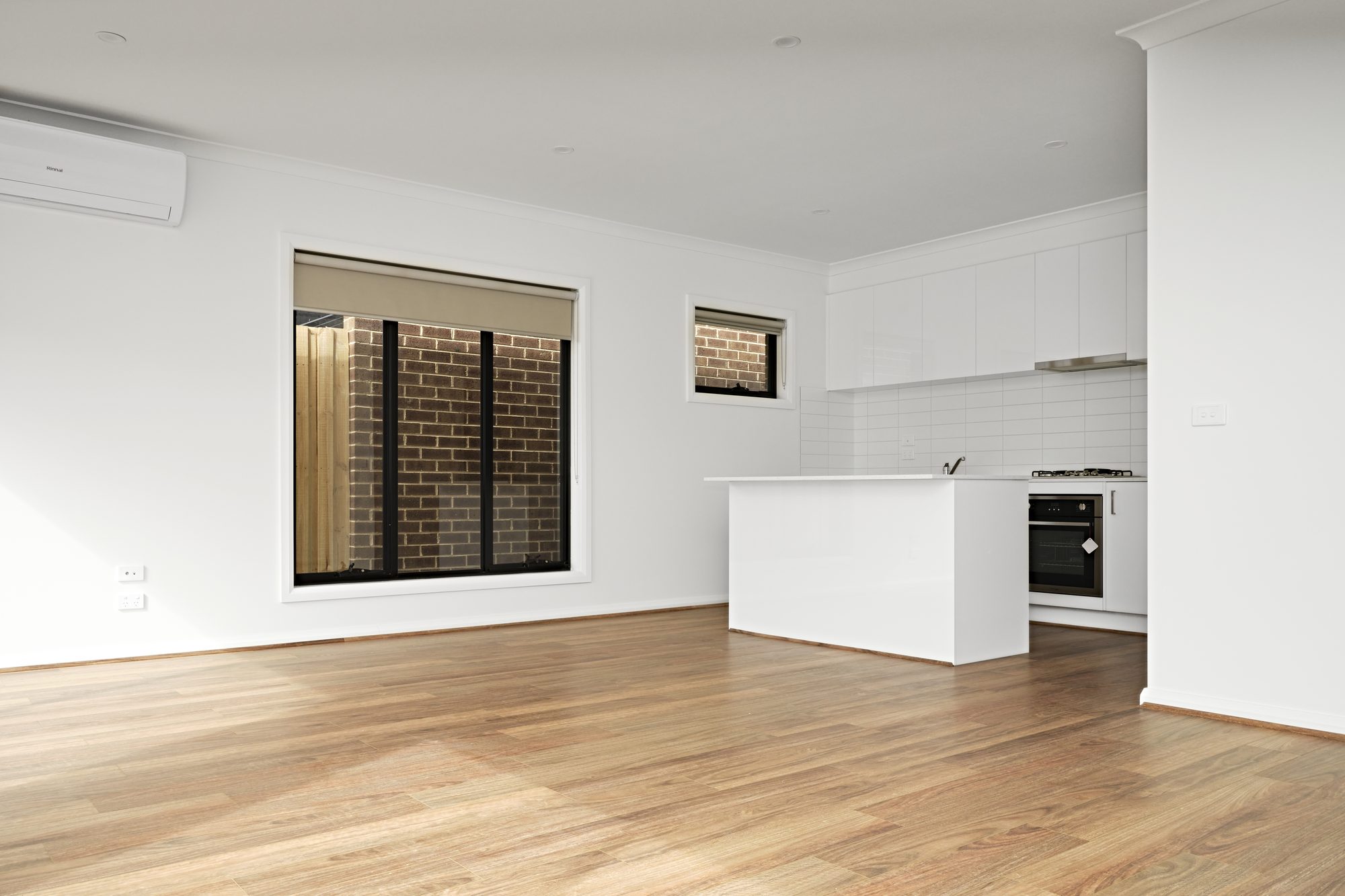 Melton South Family Residence — image 8