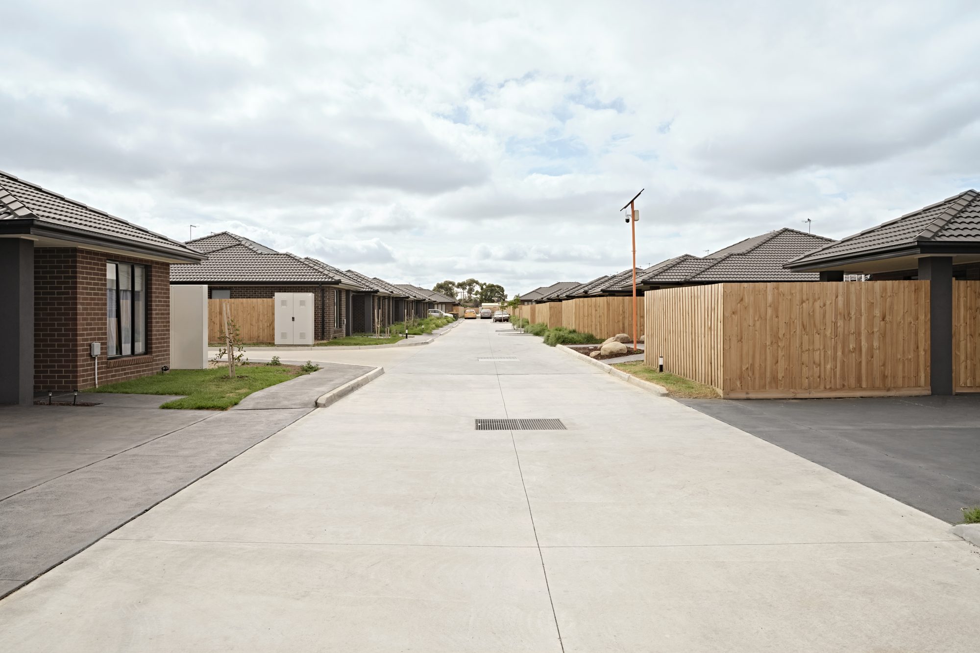 Melton South Family Residence — image 16