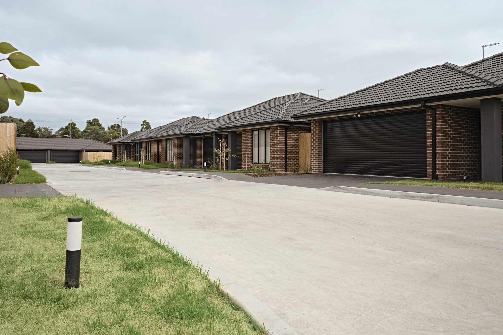 Melton South Family Residence — image 13